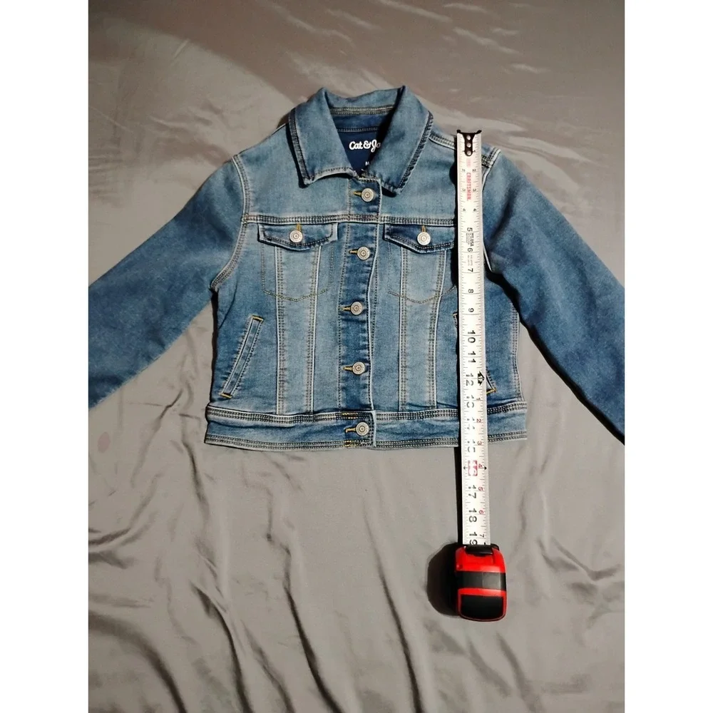 Girl's Jean Jacket Cat &Jack Size Medium Wash : Snap Closure, Denim Style